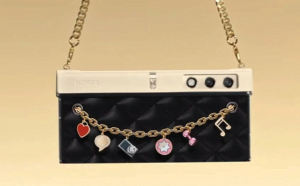 First digital purse wallet handbag smartphone 