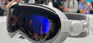 Apple Vision Pro Sparks Meta Drive for Advanced AR Headset Development
